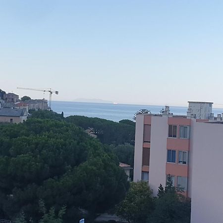 Charmant Studio Vue Mer / Parking / Plage A 200M Bastia  Zimmer foto