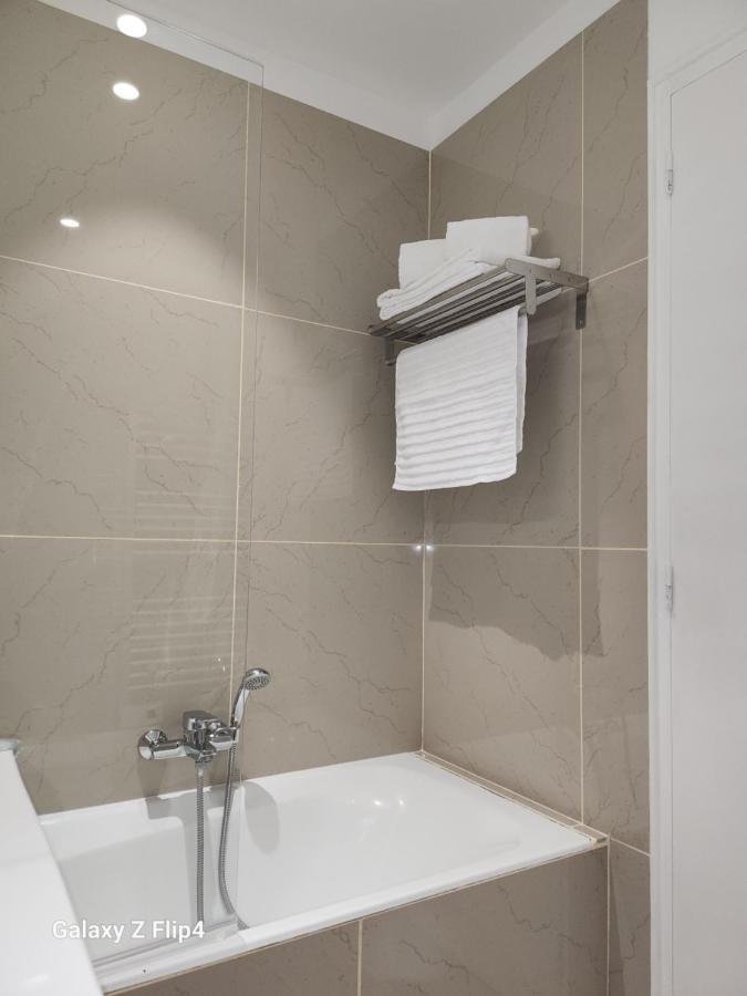 Charmant Studio Vue Mer / Parking / Plage A 200M Bastia  Exterior foto