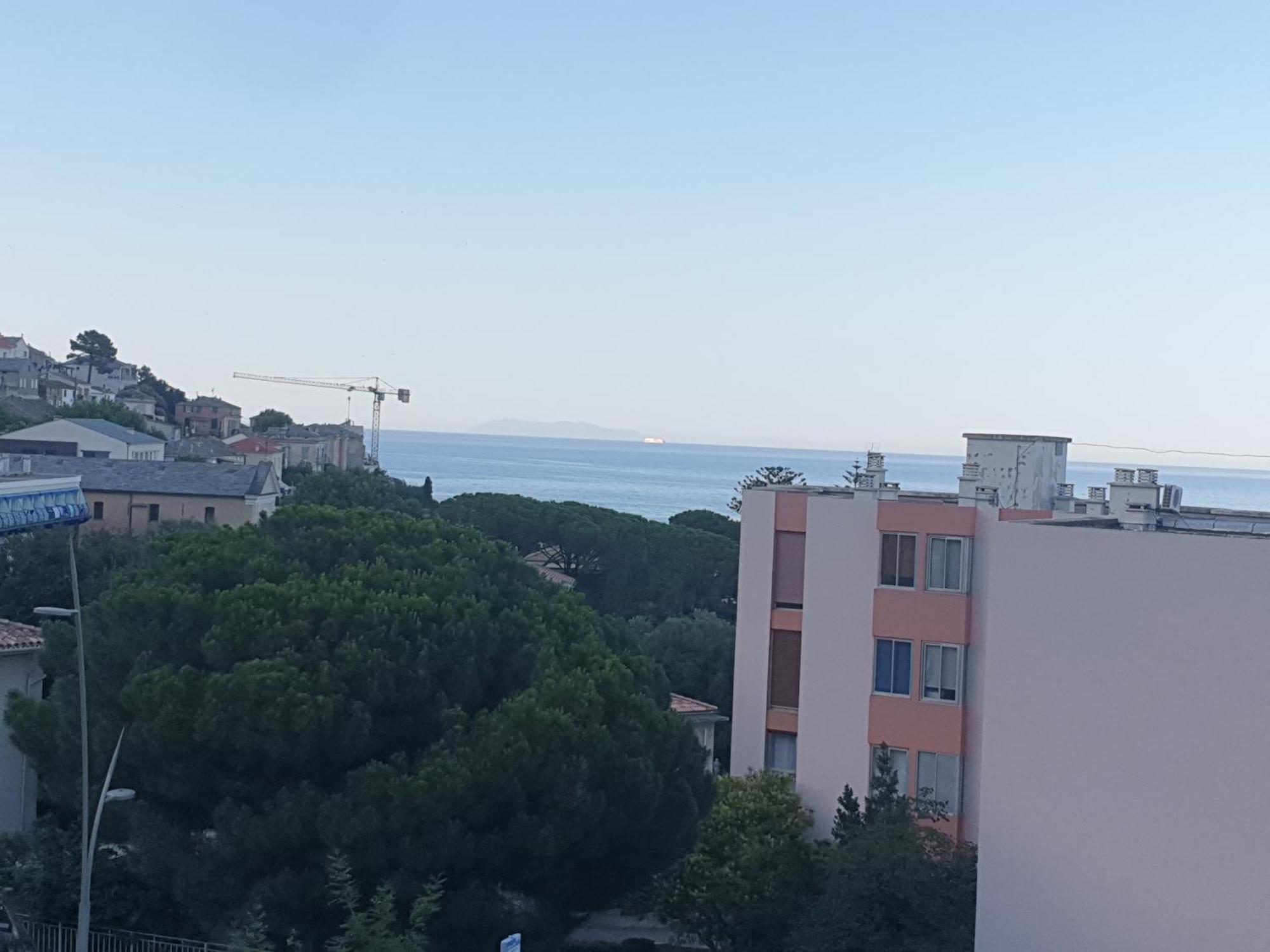 Charmant Studio Vue Mer / Parking / Plage A 200M Bastia  Zimmer foto